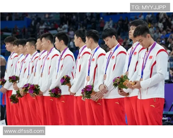 世界杯点评：杭州篮球队球员个人能力的精彩表现与战术分析