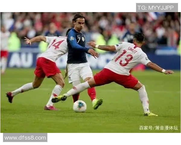 重庆足球队以58分稳居挑战赛积分榜首位争夺冠军之路愈发明朗